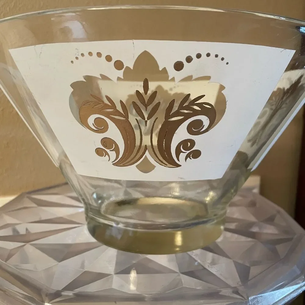 Anchor Hocking Fleur De Lis Bowl Large Vintage